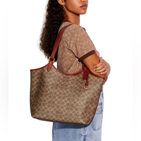 Coach Day Tan Rust Signature Canvas Day Tote “ No Pouch” - Picture 2 of 13